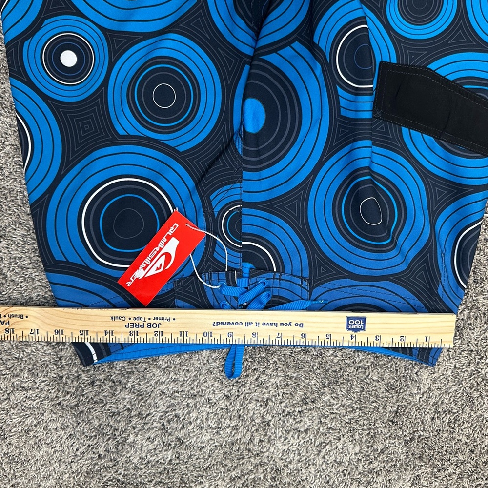 Quiksilver Blue Board Shorts with Bold Design - Picture 6 of 7